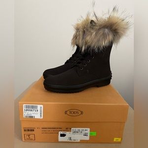 NIB Tod’s womens boots. Size 37.5 EU.